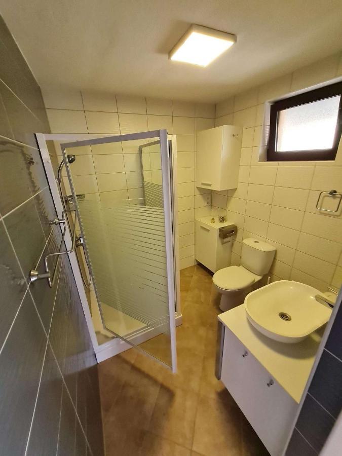 Apartmani Lovre I Zara Luaran gambar