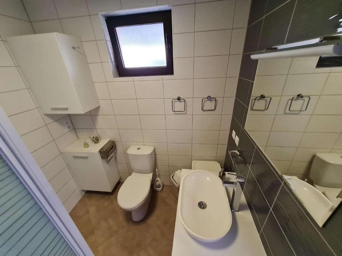Apartmani Lovre I Zara Luaran gambar