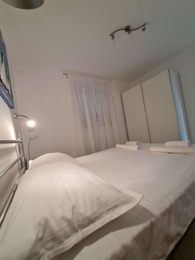Apartmani Lovre I Zara Luaran gambar