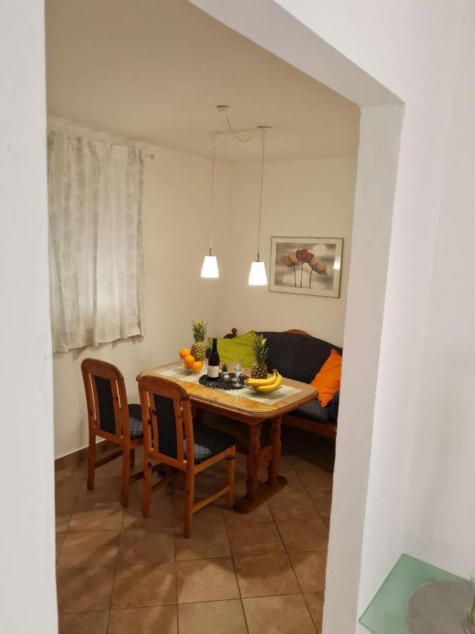 Apartmani Lovre I Zara Luaran gambar