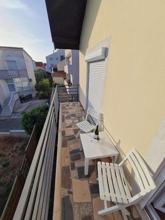 Apartmani Lovre I Zara Luaran gambar