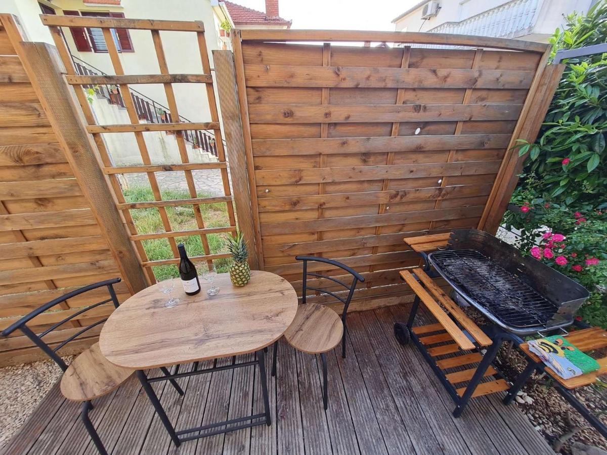 Apartmani Lovre I Zara Luaran gambar