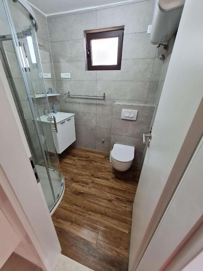 Apartmani Lovre I Zara Luaran gambar