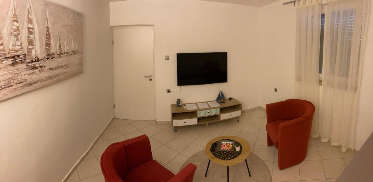 Apartmani Lovre I Zara Luaran gambar